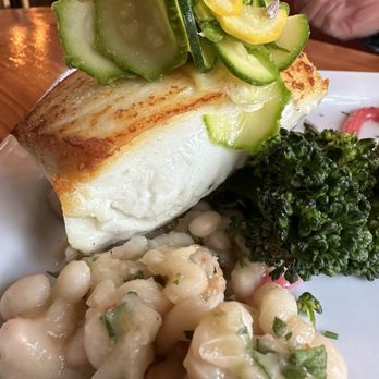 Doe Bay Cafe - Halibut beans and broccoli - Cafes Near Me - Olga, Washington