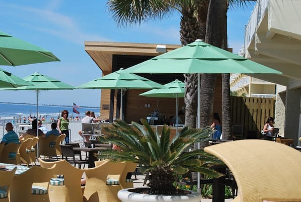 BLU Beach Bar & Grill by null