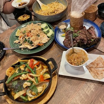 Thonglor - Thai Near Me - Brighton, Massachusetts