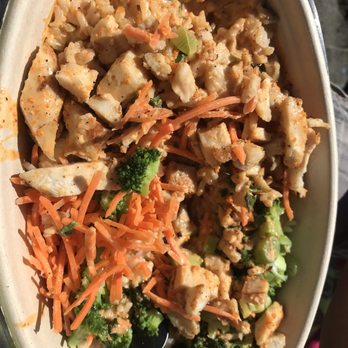 MoMo’s - Thai peanut sauce rice bowl w chicken. - Sandwiches Near Me - Santa Rosa, California MoMo’s - Thai peanut sauce rice bowl w chicken. - Sandwiches Near Me - Santa Rosa, California