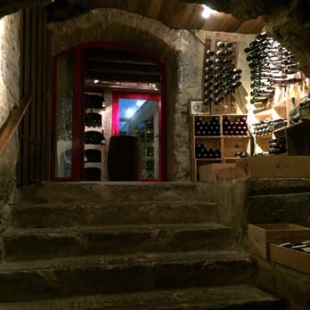 Château Comtes de Challes - Of course to a wine cellar tour - Hotels Near Me - Challes-les-Eaux, 73