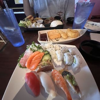Sushi Day - Beef bento Bento Combo Box A Dinner Sushi and Roll Combo Special - Japanese Near Me - Fresno, California Sushi Day - Beef bento Bento Combo Box A Dinner Sushi and Roll Combo Special - Japanese Near Me - Fresno, California