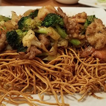 Pho Mi - crispy noodle dish - Vietnamese Near Me - Dayton, Ohio Pho Mi - crispy noodle dish - Vietnamese Near Me - Dayton, Ohio