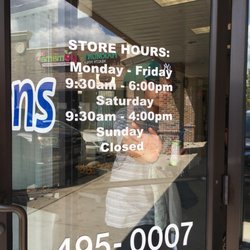 Top's Tailors and Shoe Repair - Top's tailors hours of operation Mon-Fri 9:30-6pm Saturday 9:30-4pm Closed Sunday
