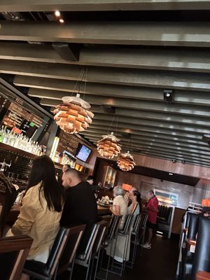 Honor Bar by null
