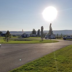 Crescent Bar Recreation Area - Grant PUD - North end of park near bridge.