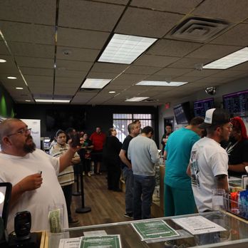 R.Greenleaf Clovis - Cannabis Dispensary - Cannabis Dispensaries Near Me - Clovis, New Mexico R.Greenleaf Clovis - Cannabis Dispensary - Cannabis Dispensaries Near Me - Clovis, New Mexico