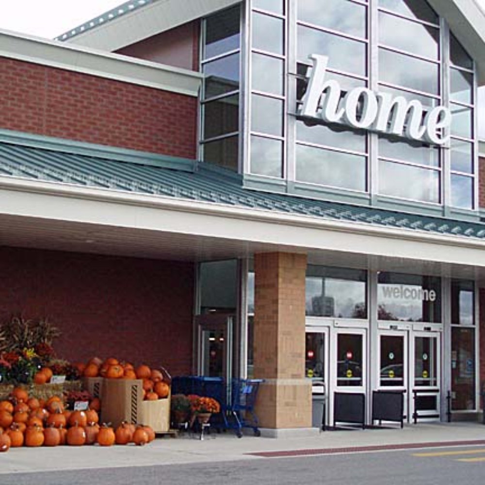 Meijer - Pumpkins on display at the front of the store. - Grocery Near Me - Petoskey, Michigan