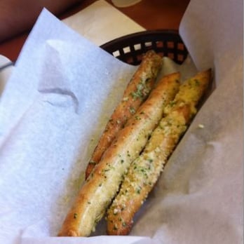 Stonefire Grill - breadsticks are yummy - American Near Me - Pasadena, California