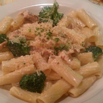 Strizzi's - Chicken Broccoli pasta...not enough salt, not enough flavor - Italian Near Me - Fremont, California Strizzi's - Chicken Broccoli pasta...not enough salt, not enough flavor - Italian Near Me - Fremont, California