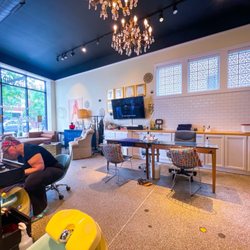 Gingerslam Nail Bar