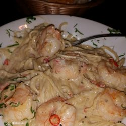 Krokodil - Spagetti mit Gambas,  und da sind echt viele drauf!