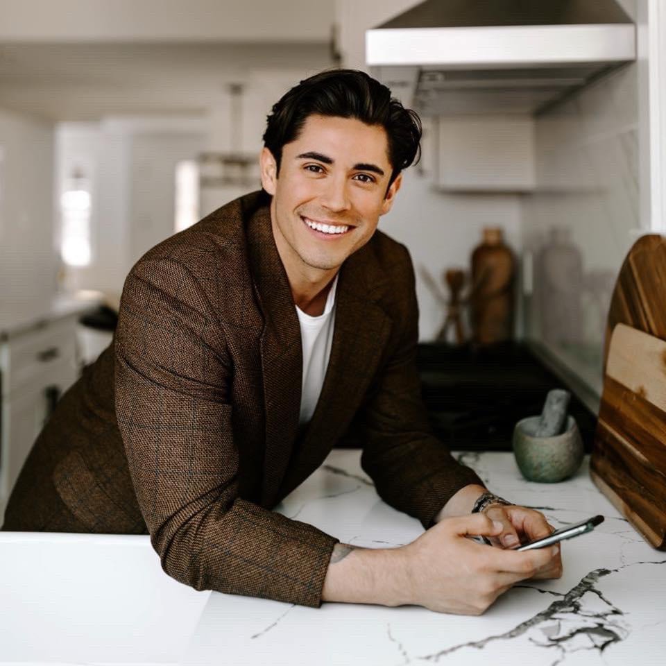 ALDO AVILA COMPASS 12860 El Camino Real, San Diego, California Real Estate Agents Phone