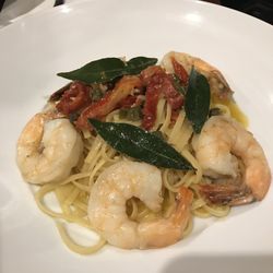 Zia Pina Pizzeria - Prawn linguine