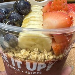 Acai bowl