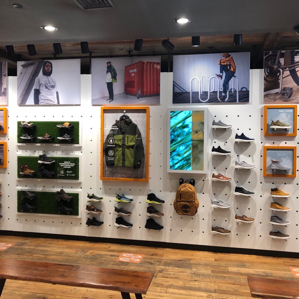Timberland - Modern shoe display - Shoe Stores Near Me - New York, New York Timberland - Modern shoe display - Shoe Stores Near Me - New York, New York