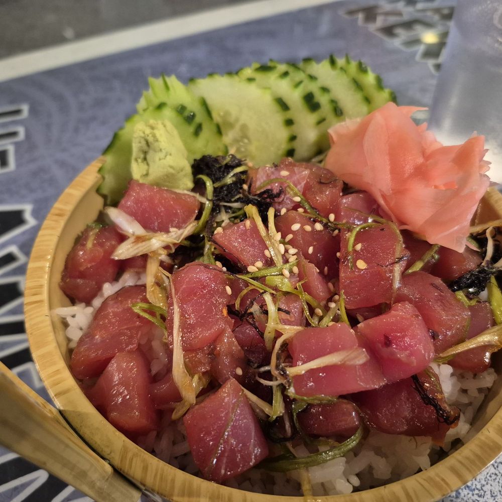 Ladybug Café - I almost couldn't finish the poke bowl, nonetheless I managed to do so. Someone had to make the sacrifice. - Japanese Near Me - Gardena, California Ladybug Café - I almost couldn't finish the poke bowl, nonetheless I managed to do so. Someone had to make the sacrifice. - Japanese Near Me - Gardena, California