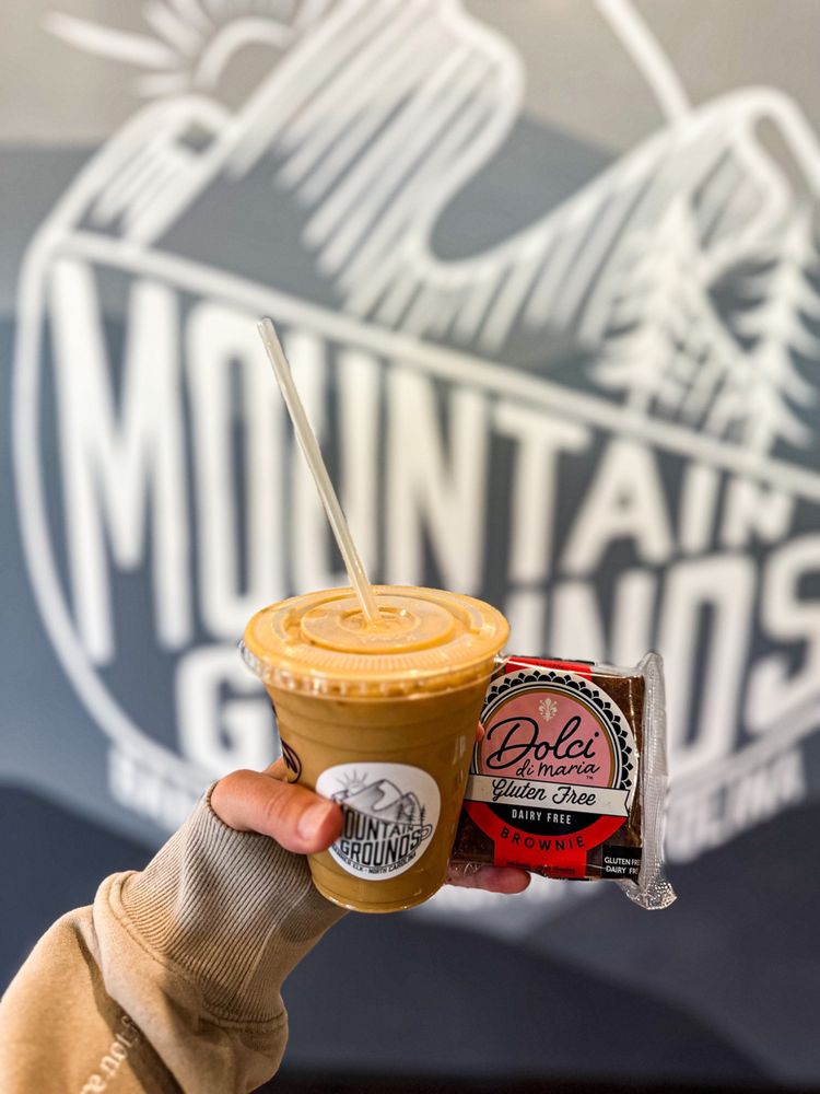 Mountain Grounds Coffee & Tea Logo
