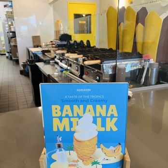 Somisomi - Onto the next stop - milk tea soft serve in upside down Ah-boong - a Korean fish shaped waffle cone - Ice Cream & Frozen Yogurt Near Me - Pleasanton, California