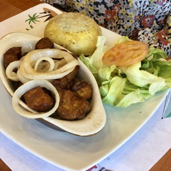 El Kampestre - Mofongo con carne frita - Steakhouses Near Me - Toa Baja, Puerto Rico