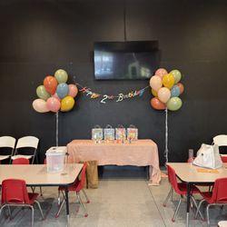 Lucky Duck - 2 Dozen Balloon Bouquets