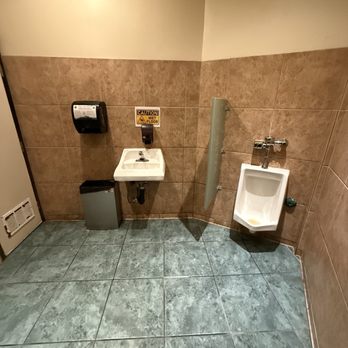 Teri Cafe - Bathroom - Sushi Bars Near Me - Oceanside, California