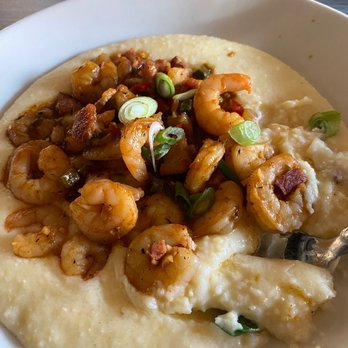 The Whale Chicago - Shrimp & Grits - New American Near Me - Chicago, Illinois The Whale Chicago - Shrimp & Grits - New American Near Me - Chicago, Illinois