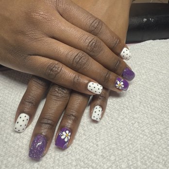 Eva Nails - Nail Salons Near Me - Frederick, Maryland