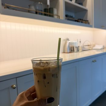 Emile’s Cafe - Iced Vanilla Latte - Cafes Near Me - West Sacramento, California Emile’s Cafe - Iced Vanilla Latte - Cafes Near Me - West Sacramento, California