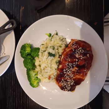 Renny's - Salmon with Risotto - Bars Near Me - Dallas, Texas