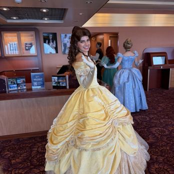 Disney Alaskan Cruise - Princesses all over - Boat Tours Near Me - Vancouver, British Columbia