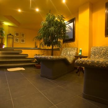 Ikos Construction - General Contractors Near Me - London, XGL