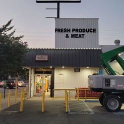 Ole City Market - New Olé City Market sign as of August 7, 2024.