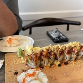 EE Sushi - Ila and red dragon roll - Sushi Bars Near Me - San Jose, California EE Sushi - Ila and red dragon roll - Sushi Bars Near Me - San Jose, California