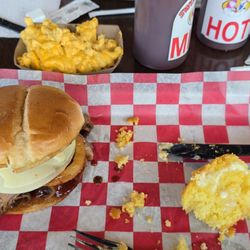 Brisket sandwich, Mac and cheese, and corn bread.