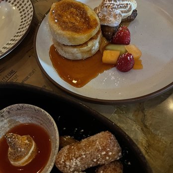 Bar Tabu - Nata pancake - Salad Near Me - Chicago, Illinois