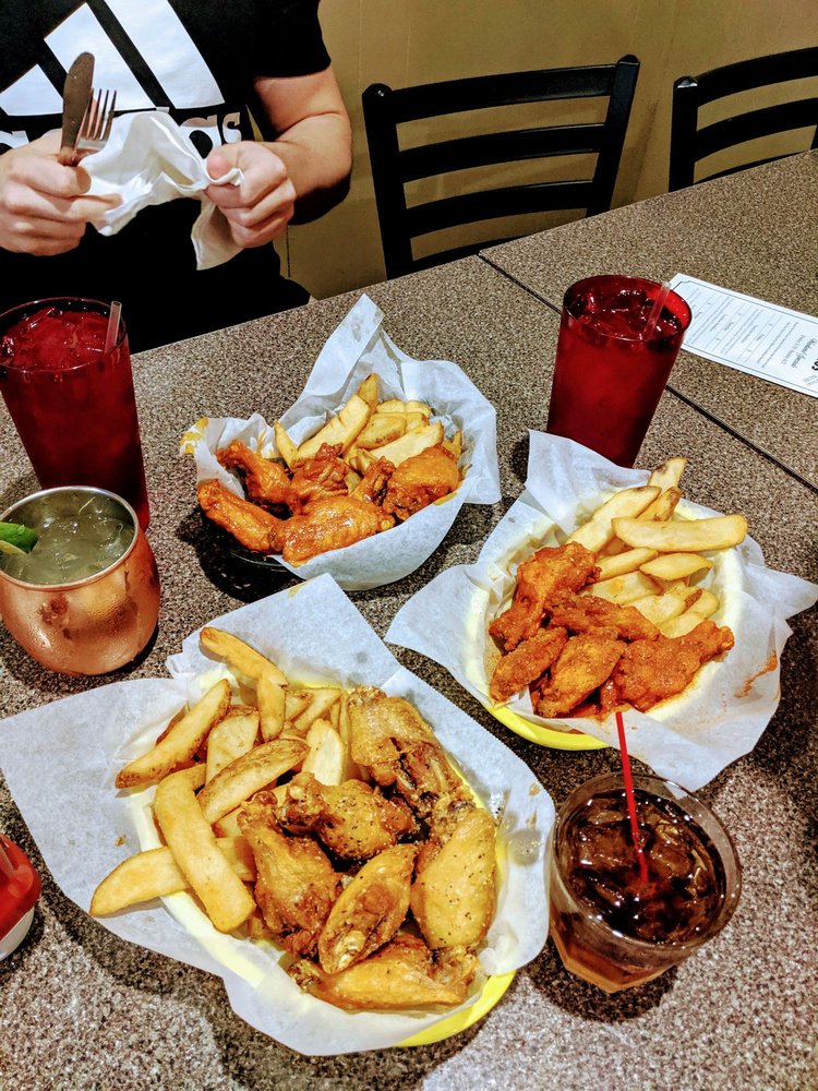 TJ’S WINGS 70 Photos & 129 Reviews 550 Vance Rd, Valley Park
