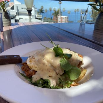 Cody's La Jolla - Biscuits fried chicken and sausage gravy - Breakfast & Brunch Near Me - La Jolla, California Cody's La Jolla - Biscuits fried chicken and sausage gravy - Breakfast & Brunch Near Me - La Jolla, California