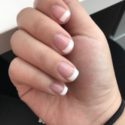 Cute Hair and Nail Salon - Kelly's gel manicure after 20 days