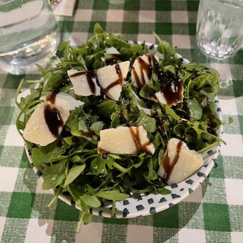 Pizza Pilgrims - Rocket Salad - Arugula, shaved Parmesan, and balsamic glaze. (8.20.23) - Pizza Near Me - London, XGL Pizza Pilgrims - Rocket Salad - Arugula, shaved Parmesan, and balsamic glaze. (8.20.23) - Pizza Near Me - London, XGL
