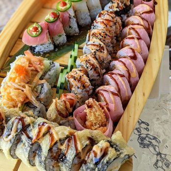 Ginbu 401 - NIU Roll, Volcano Roll, Firecracker Roll, Cherry Blossom Roll, and Spicy Tuna Twist Roll | Instagram: @telephonesmoothie - Sushi Bars Near Me - Charlotte, North Carolina