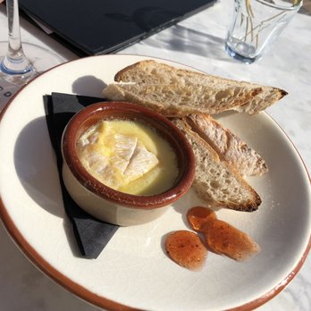 The Grille by Eichardt's - Can't remember the name, can't find on the menu, brie-like cheese and toast points. - Burgers Near Me - Queenstown, OTA