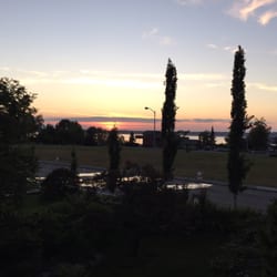 City Garden Bed & Breakfast - Sunset view taken from room