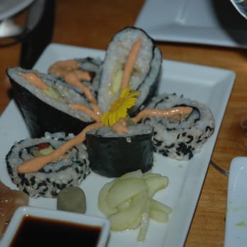 Ravens' Restaurant - Spicy Futomaki "sushi" roll - Vegan Near Me - Mendocino, California