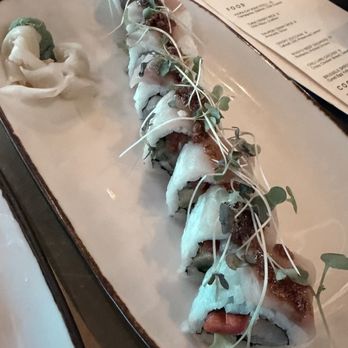 Union New American - Hamachi Maki Roll - New American Near Me - Tampa, Florida Union New American - Hamachi Maki Roll - New American Near Me - Tampa, Florida