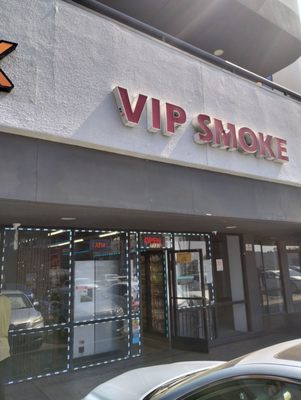 VIP Smoke Shop, 7131 W Sunset Blvd, Los Angeles, CA 90046, US