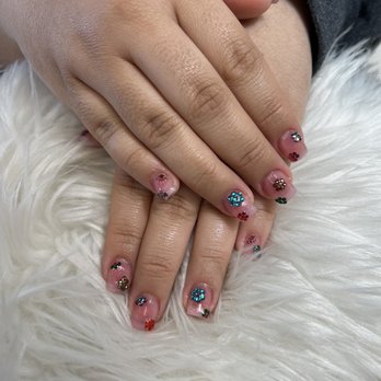 Megan's Nails Salon - Nail Salons Near Me - Hayward, California