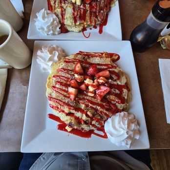 Ida's Cafe - Strawberry cream cheese pancakes - Breakfast & Brunch Near Me - Lancaster, Pennsylvania