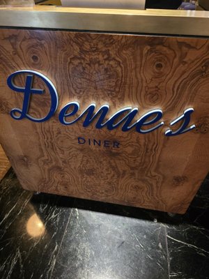 Denae’s Diner by null