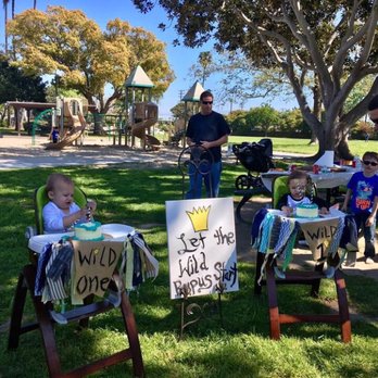 Heller Park - Parks Near Me - Costa Mesa, California